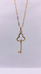 Collier Key